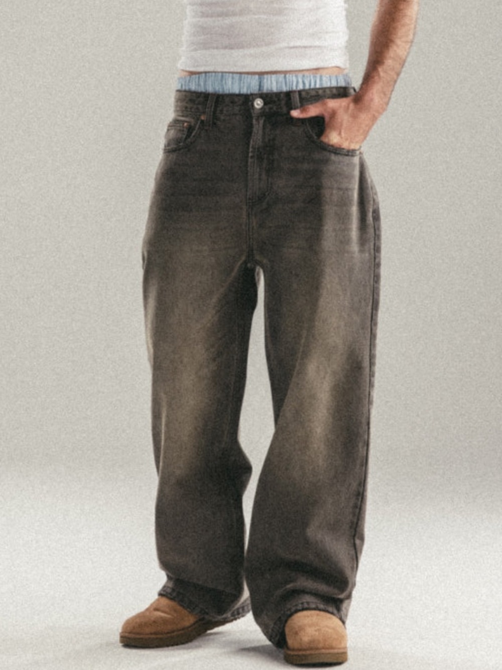 NEW Elwood Baggy Mid Rise Denim Pants in Worn Out Wash Size 28 Waist 30 Wide Leg